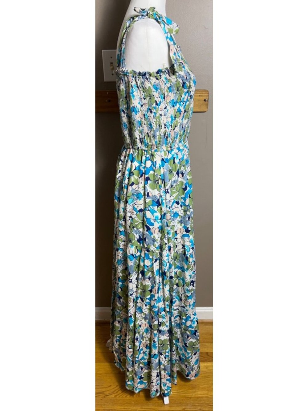 Hayden Dress Maxi Blue Floral Smocked Tiered Boho Pockets Coastal Travel Wom L - Picture 11 of 14